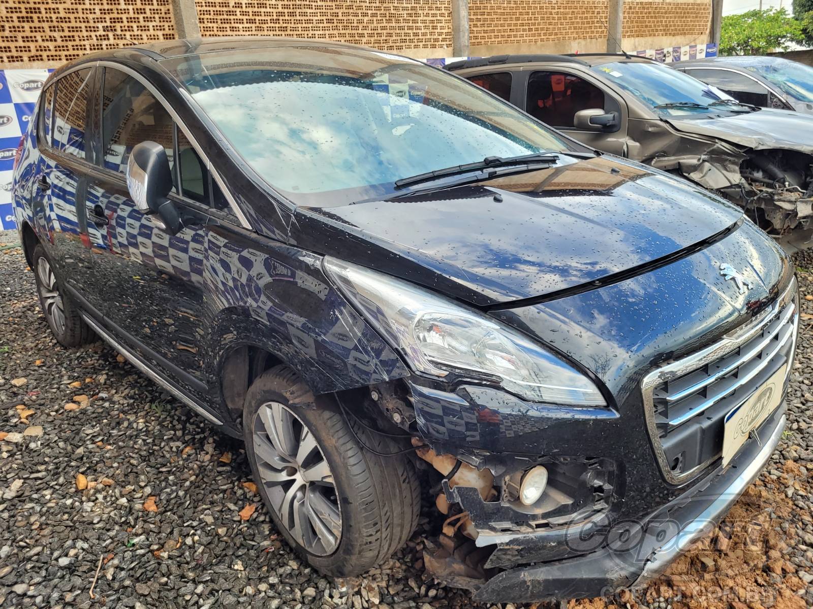 Veículo Peugeot 3008 Peugeot 3008 Griffe 1.6 16V THP Turbo 2016 Colisão Frontal 2016 em leilão