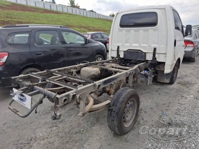 2010 HYUNDAI HR 