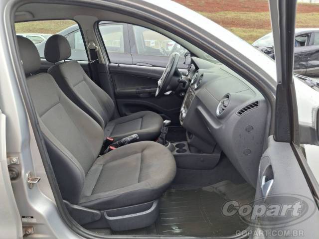 2012 VOLKSWAGEN VOYAGE 