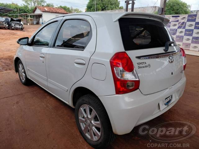 2017 TOYOTA ETIOS 