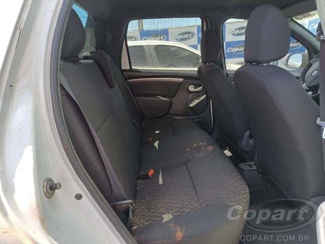 2019 RENAULT DUSTER OROCH 