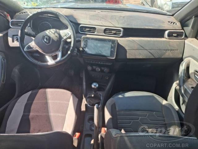 2024 RENAULT DUSTER 