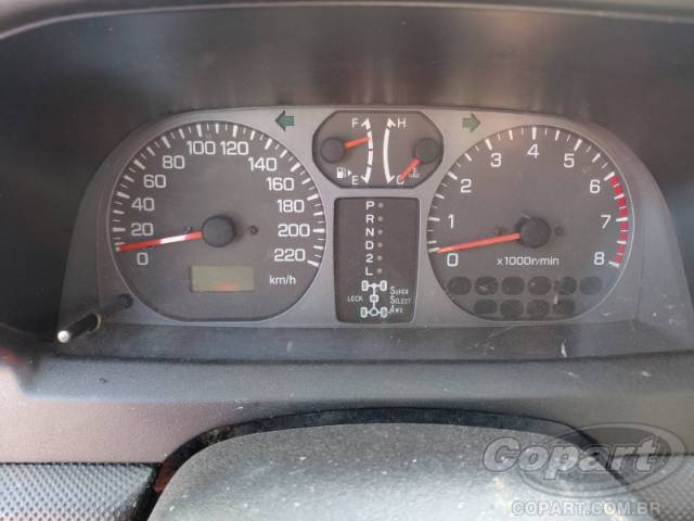 2005 MITSUBISHI PAJERO TR4 