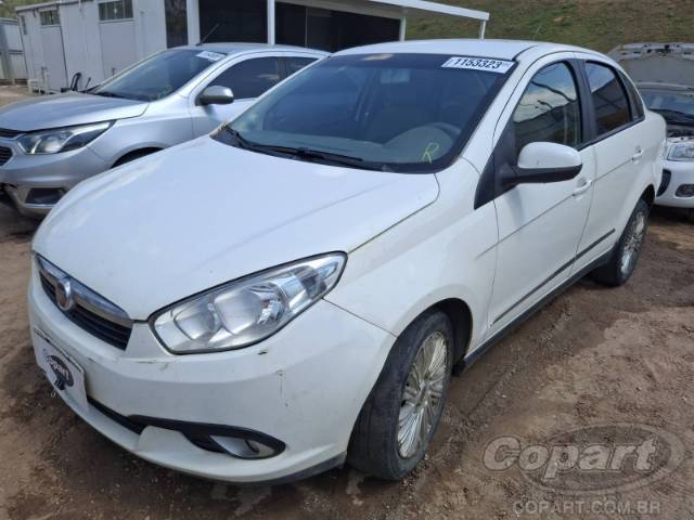 2016 FIAT GRAND SIENA 