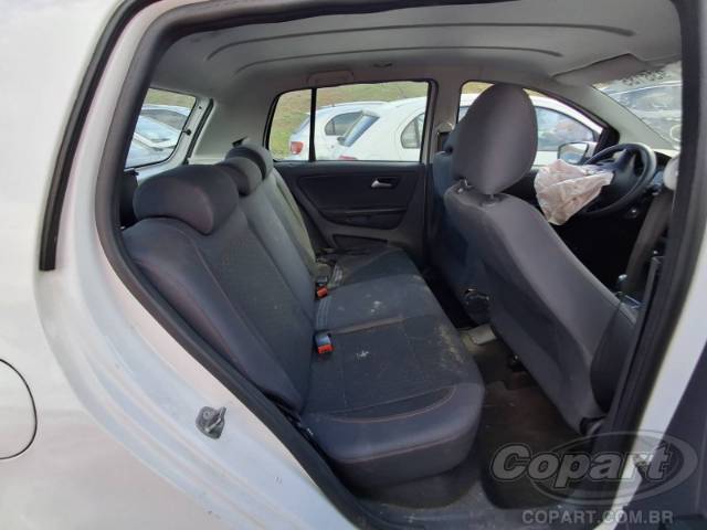 2013 VOLKSWAGEN FOX 