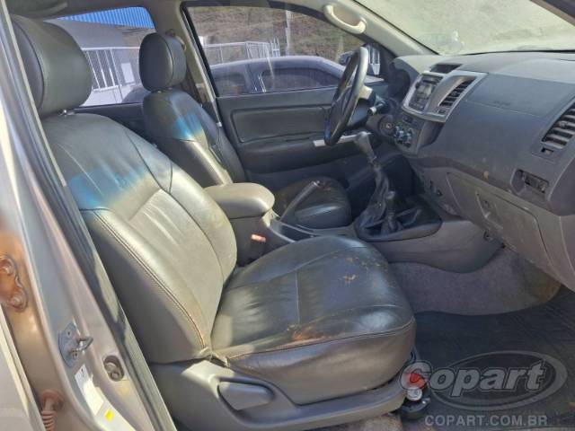 2013 TOYOTA HILUX CD 