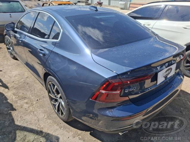 2020 VOLVO S60 