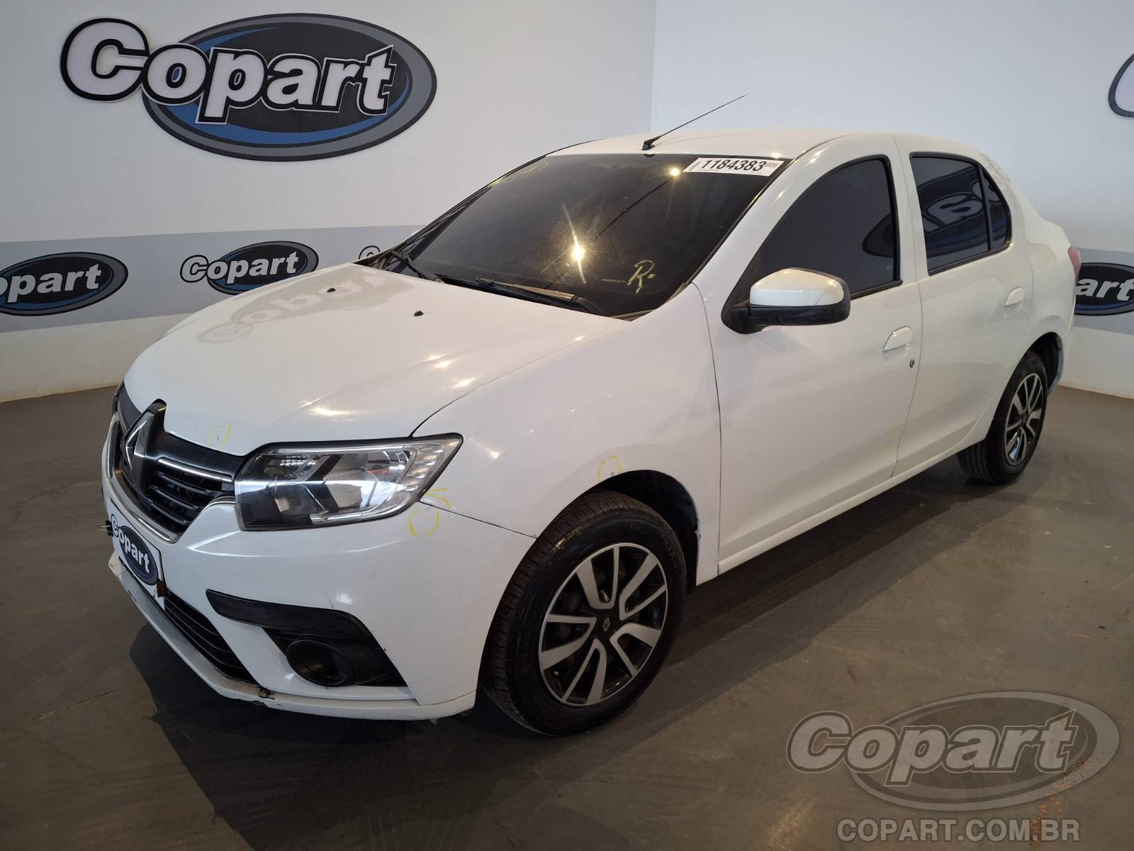 Foto 2: 2022 RENAULT LOGAN
