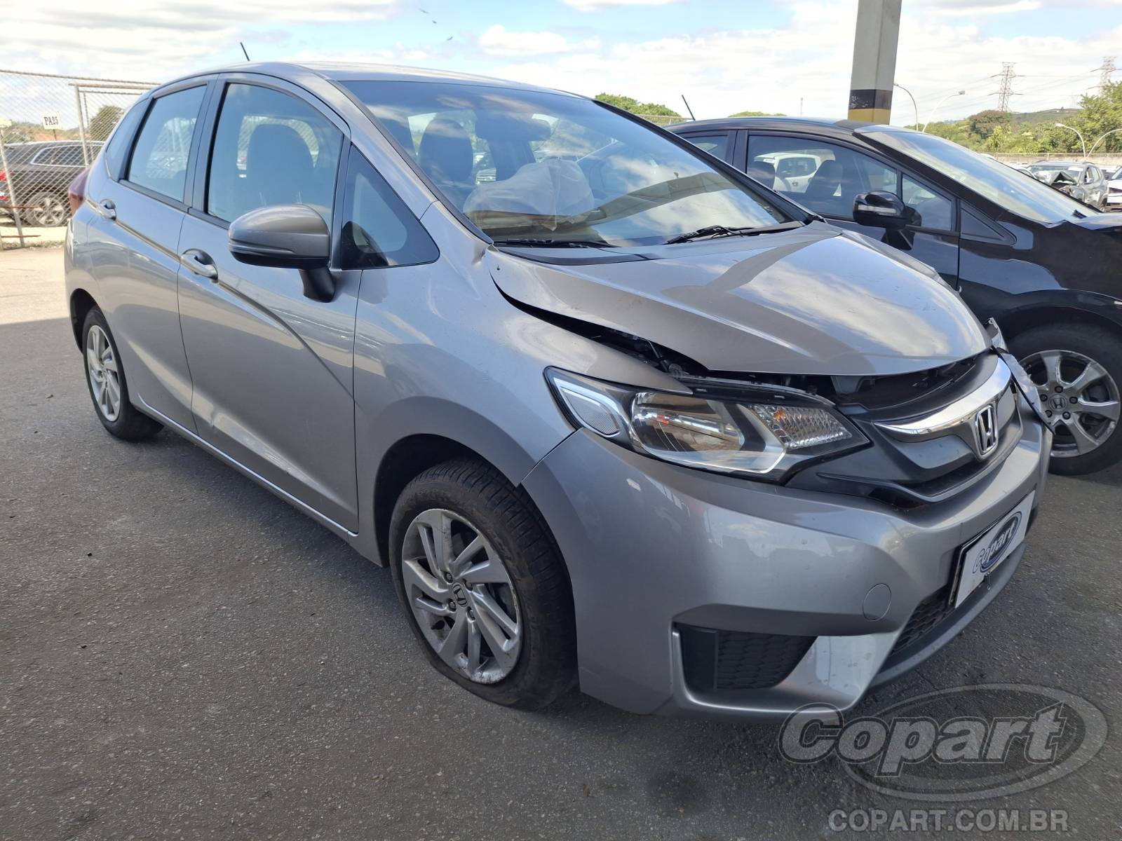 Honda Fit LX 1.5 16V i-VTEC 2017 Colisão Média Monta