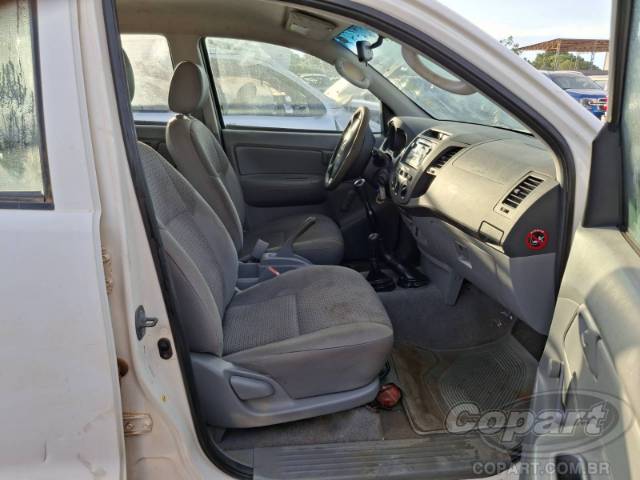2010 TOYOTA HILUX CD 