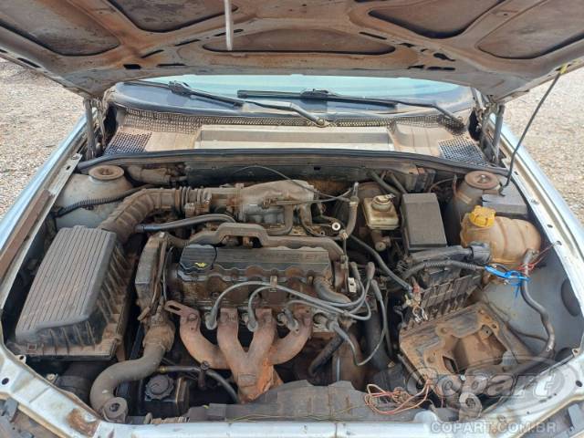 1998 CHEVROLET VECTRA 