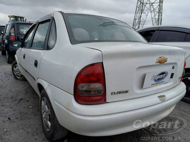 2010 CHEVROLET CLASSIC 