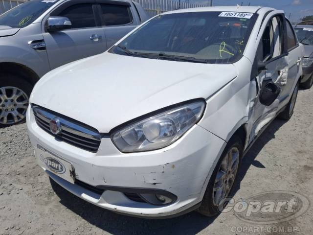 2015 FIAT GRAND SIENA 