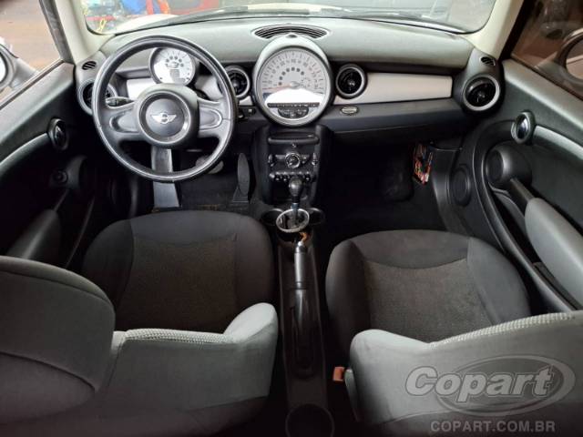 2013 MINI COOPER 