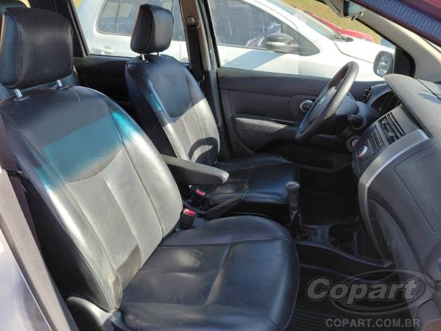 2012 NISSAN LIVINA 