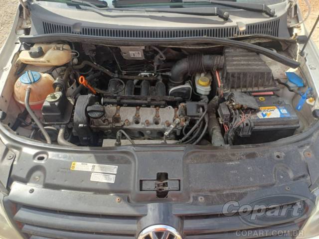 2013 VOLKSWAGEN FOX 