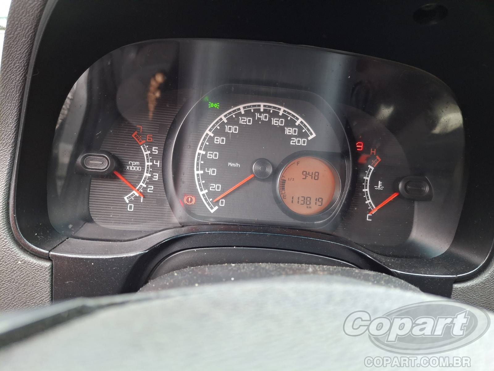 Foto 8 de 15: 2013 FIAT SIENA