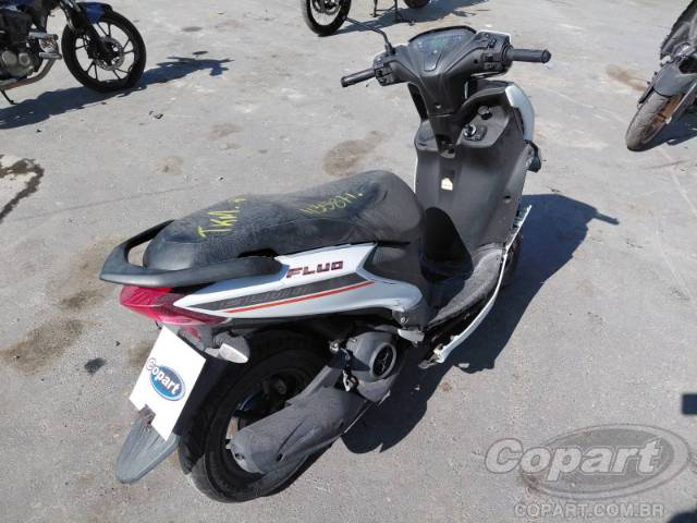 2023 YAMAHA FLUO 