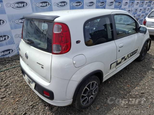 2012 FIAT UNO 