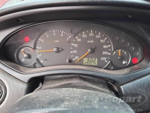 2001 FORD FOCUS 