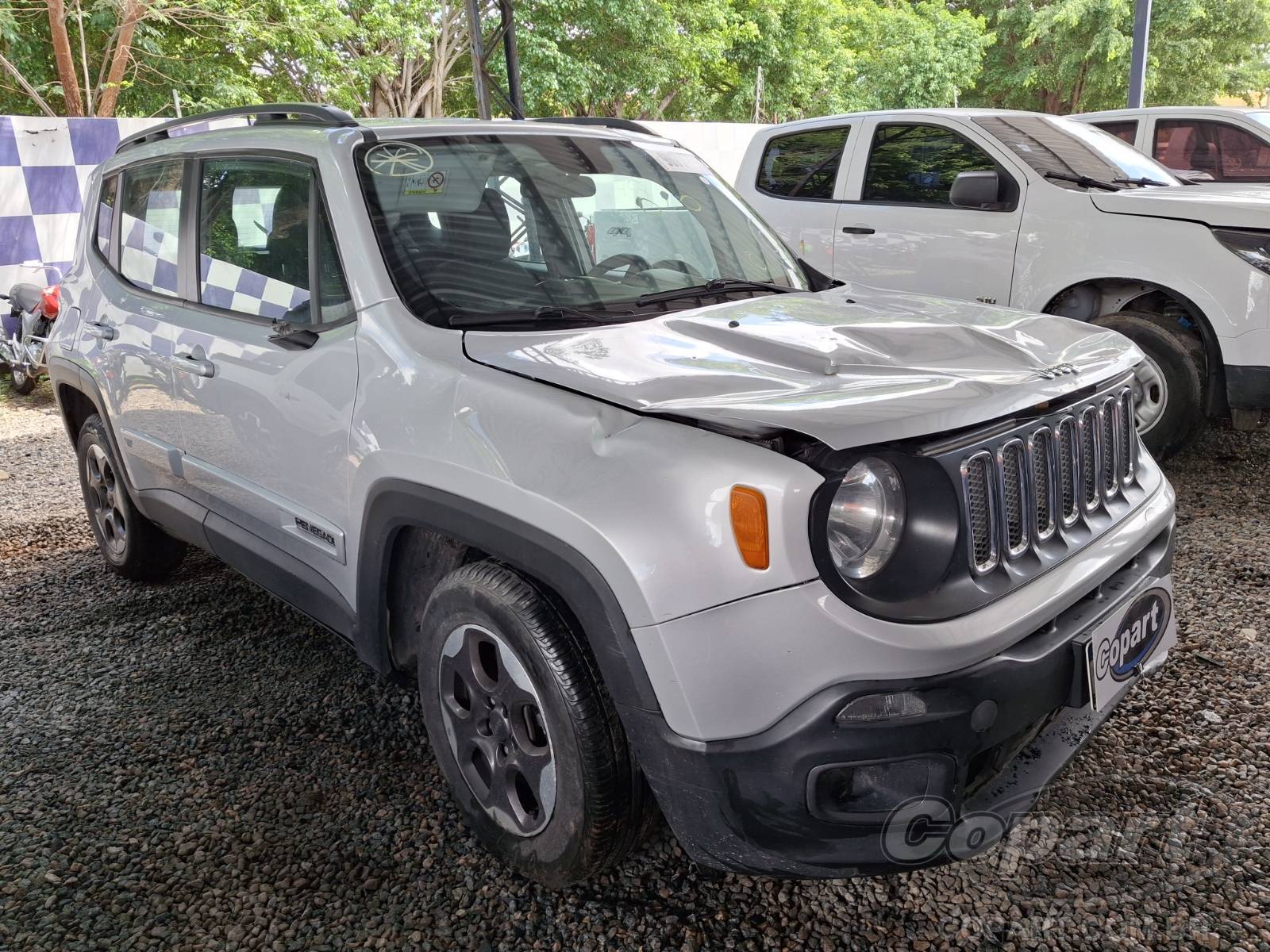 Jeep Renegade Sport 1.8 16V E.TorQ Evo 2017 Pequena Monta