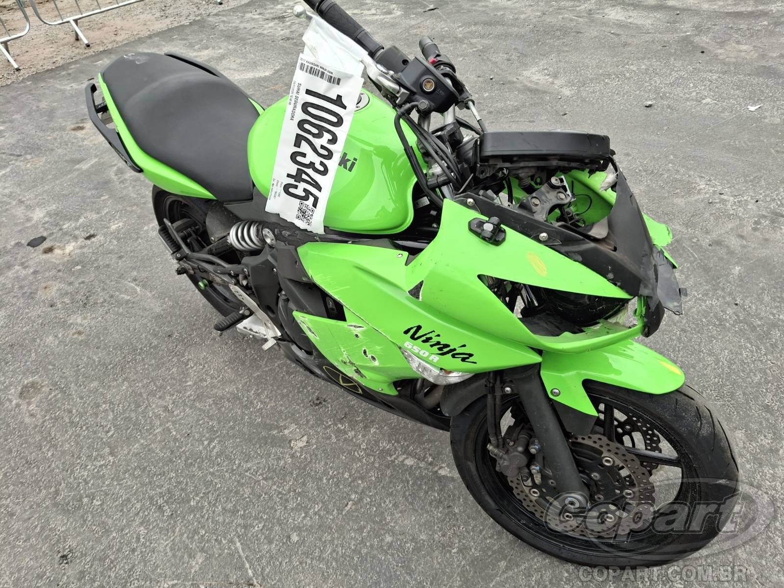Veículo KAWASAKI Ninja 2011 KAWASAKI NINJA 650R 2011 em leilão
