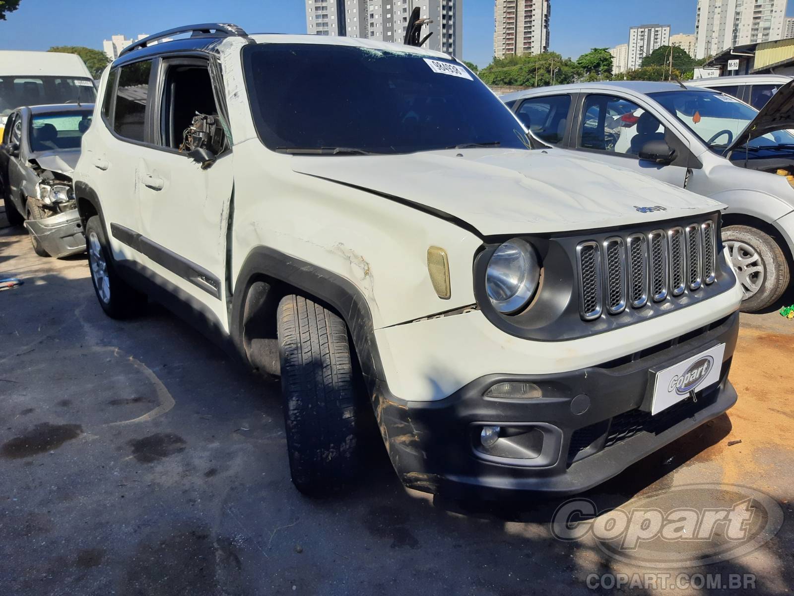 Veículo Jeep Renegade Jeep Renegade Longitude 1.8 16V E.TorQ Evo 2017 Colisão Média Monta 2017 em leilão