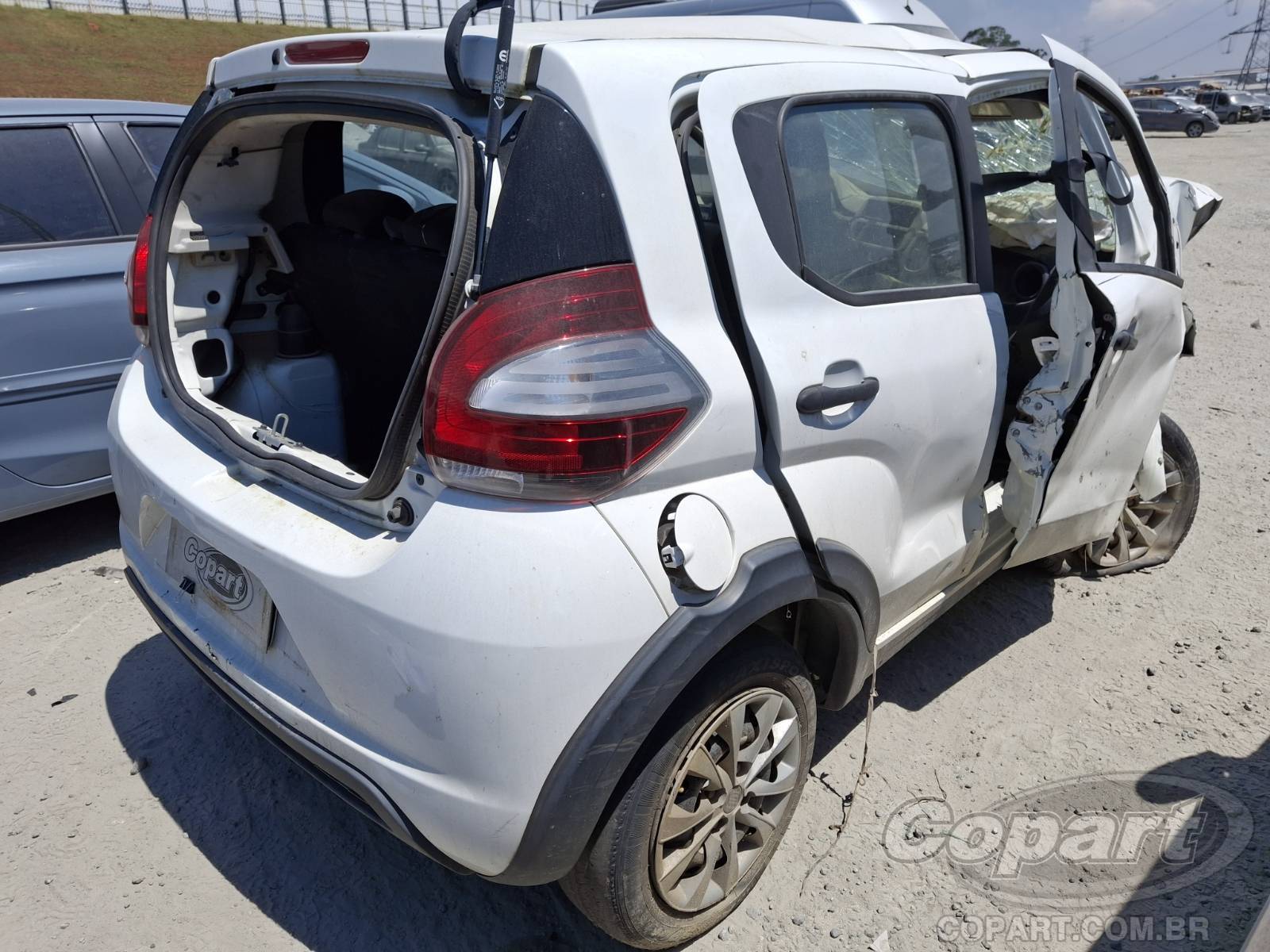 Foto 4: 2023 FIAT MOBI