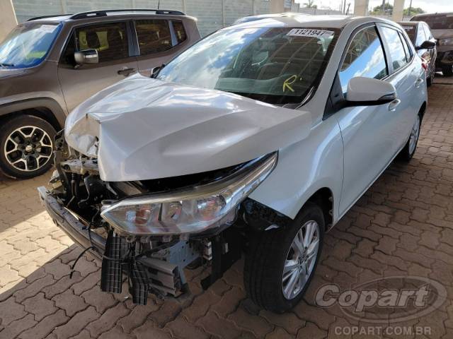 2019 TOYOTA YARIS 