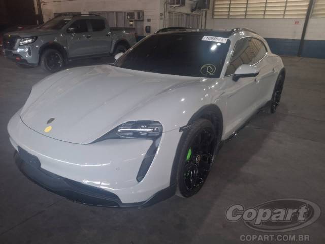 2022 PORSCHE TAYCAN CROSS TURISMO 