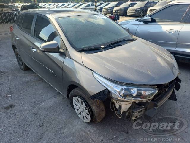 2019 TOYOTA YARIS 