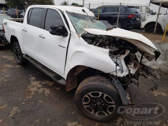 2022 TOYOTA HILUX CD 