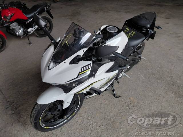 2018 YAMAHA YZF R3 