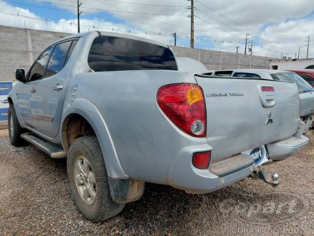 2013 MITSUBISHI L200 TRITON 