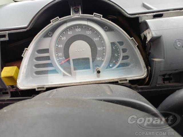 2005 VOLKSWAGEN FOX 