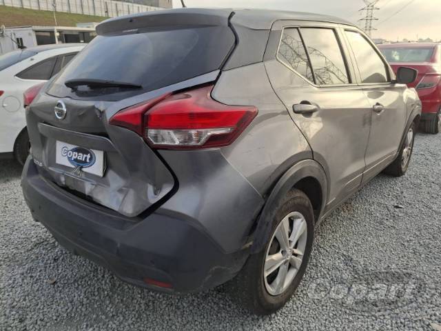 2021 NISSAN KICKS 