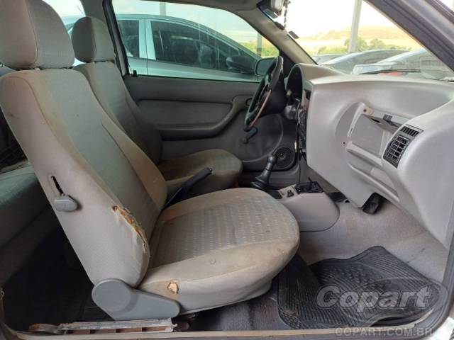 2002 VOLKSWAGEN GOL 