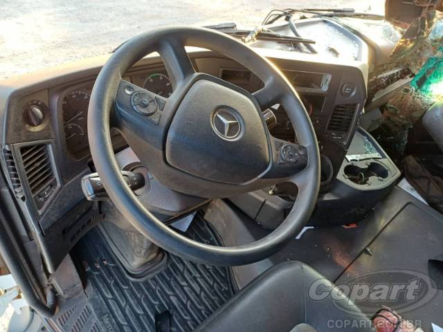 2024 MERCEDES BENZ Arocs 