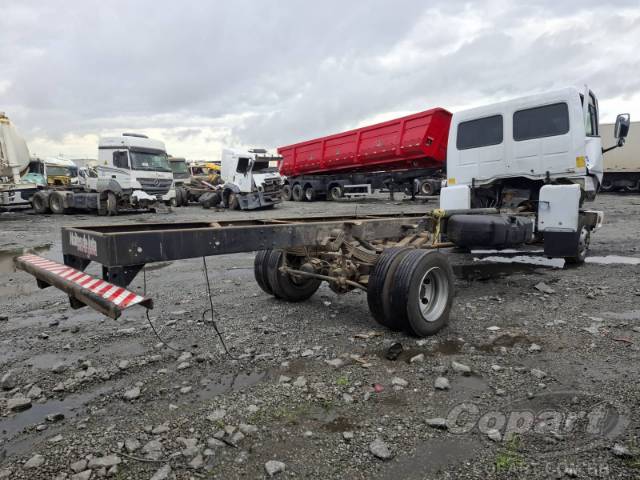 2005 FORD CARGO 815 