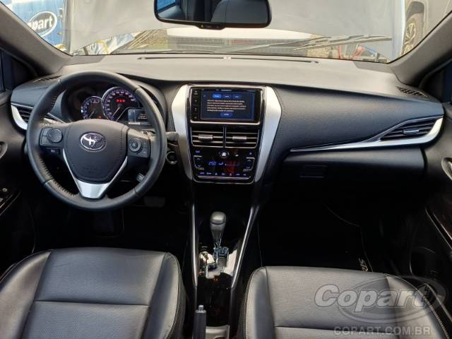 2022 TOYOTA YARIS 
