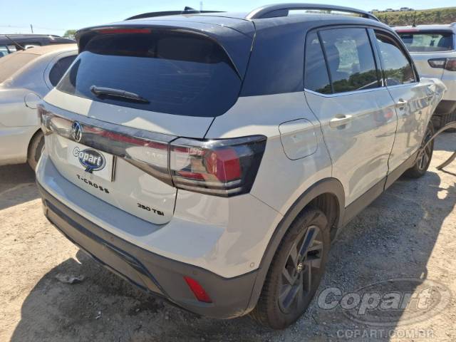 2025 VOLKSWAGEN T-CROSS 