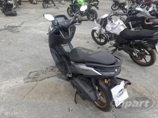 2025 YAMAHA NMAX 