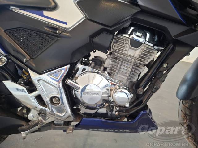 2023 HONDA CB 300F 