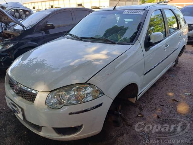 2014 FIAT PALIO WEEKEND 