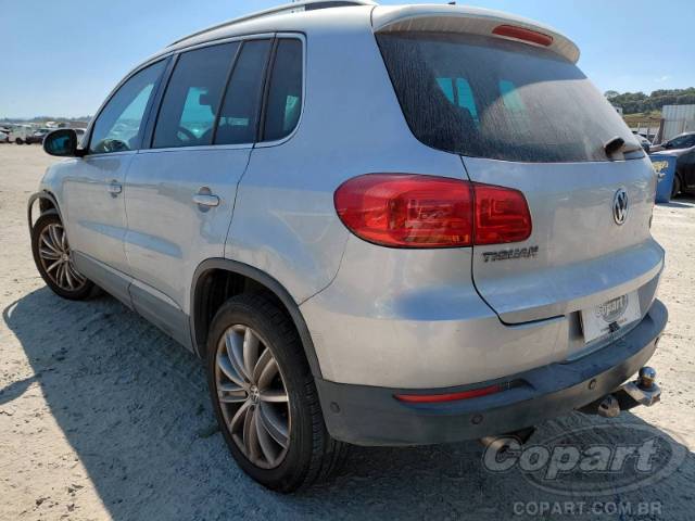 2012 VOLKSWAGEN TIGUAN 