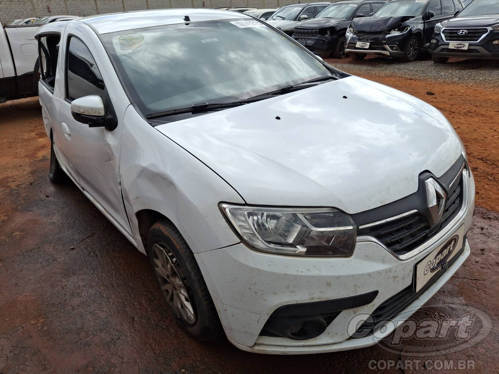 2020 RENAULT SANDERO