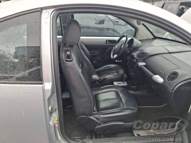 2008 VOLKSWAGEN NEW BEETLE 