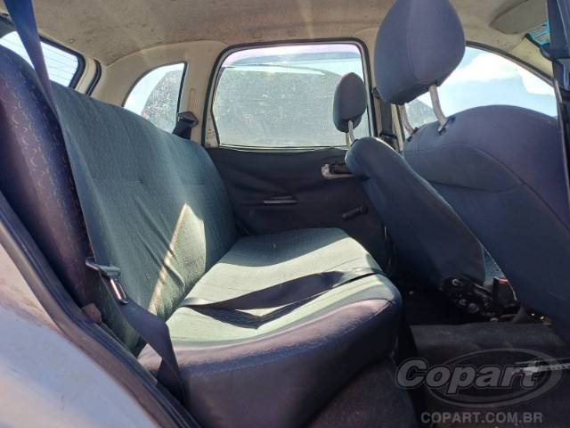 2000 CHEVROLET CORSA 