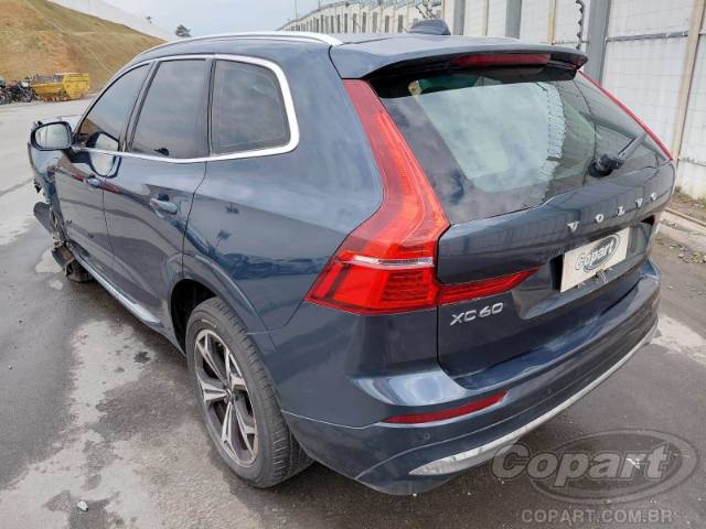 2022 VOLVO XC60 