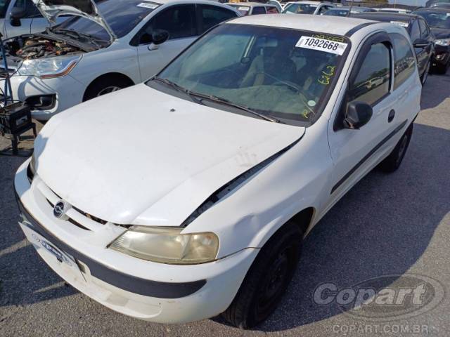 2002 CHEVROLET CELTA 
